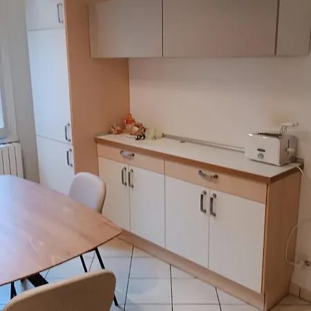 Apartman Loreto - Vicino Metro M1 Ed M2 *