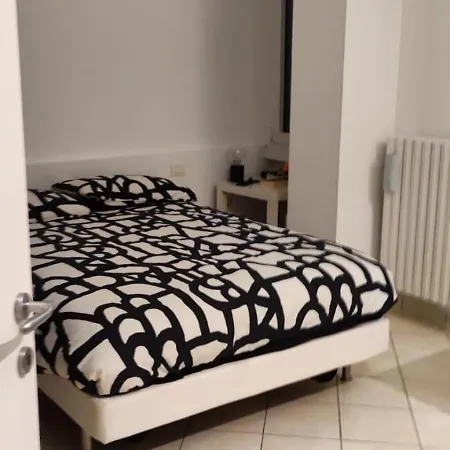Apartman Loreto - Vicino Metro M1 Ed M2 *